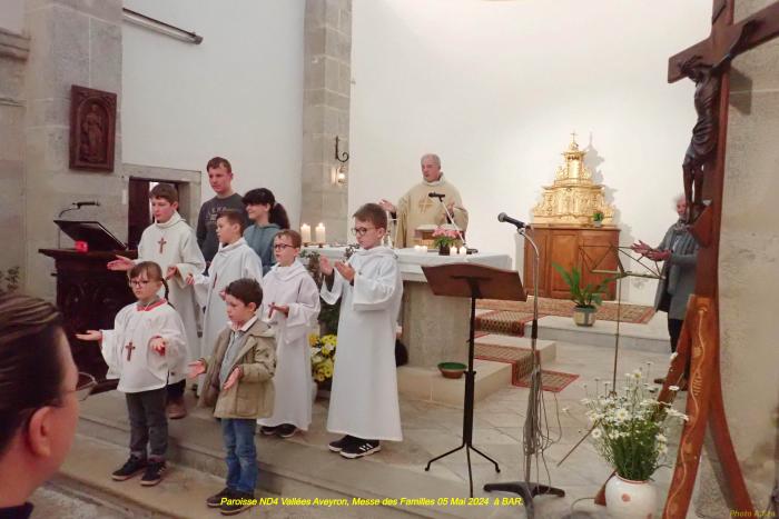 Paroisse ND4 Vallées en Aveyron Messe des Familles le 05 Mai 2024 à BAR.