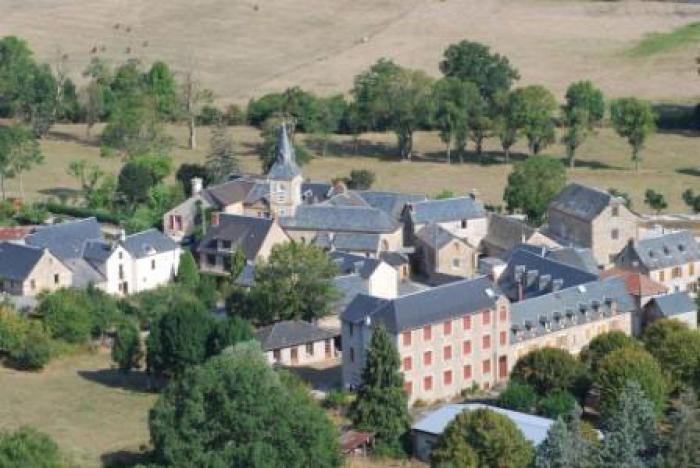 Saint-Martin-de-Lenne et son église