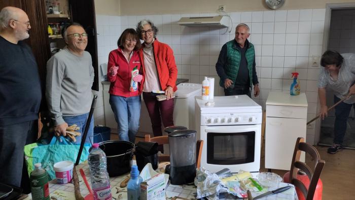 Grand ménage au presbytère de Saint Sernin