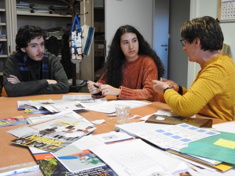 Romain et Lucie préparent Bouge ta Planète avec Grâce Boscredon